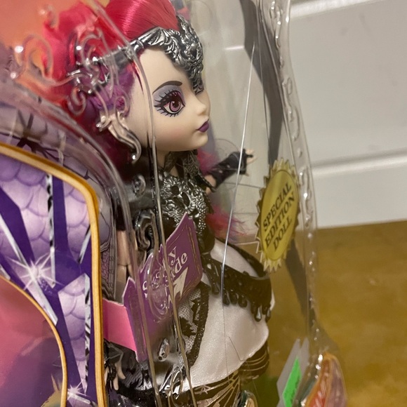 Ever After High | Toys | Nwt Nrfb Ever After High Teenage Evil Queen ...